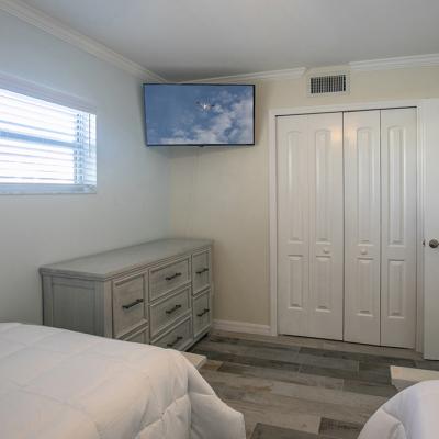 Guest Bedroom Closet